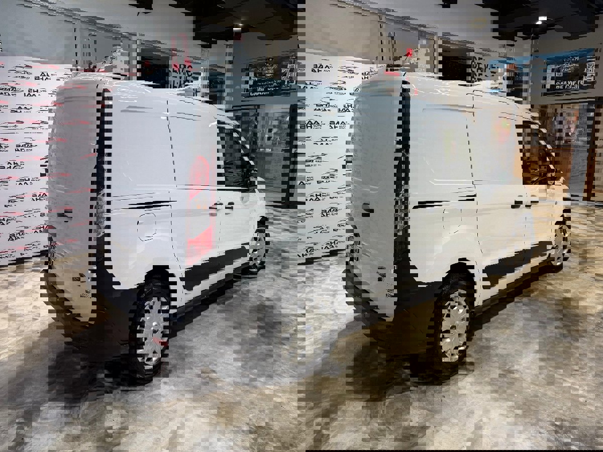 Used 2020 Ford Transit Connect XL image 7