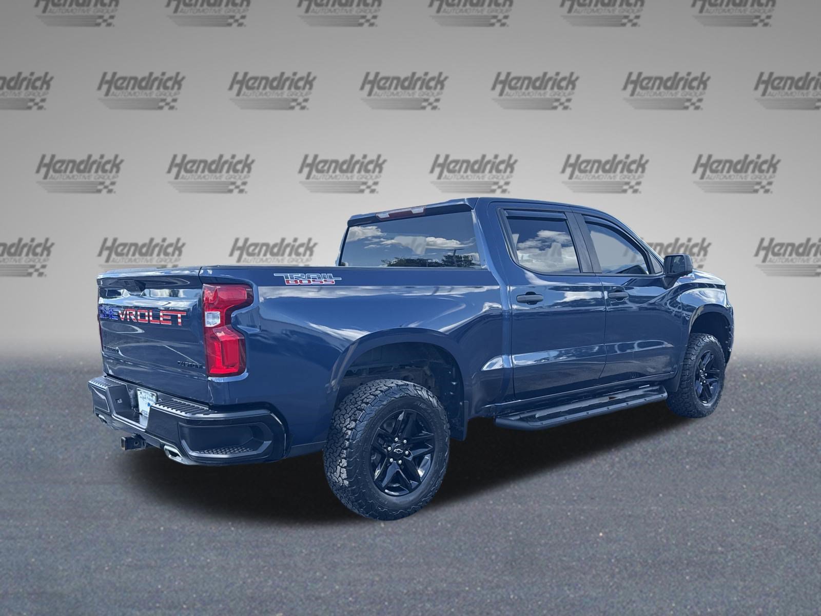Used 2021 Chevrolet Silverado 1500 Custom Trail Boss w/ LPO, Dark Essentials Package AWD/4WD image 10