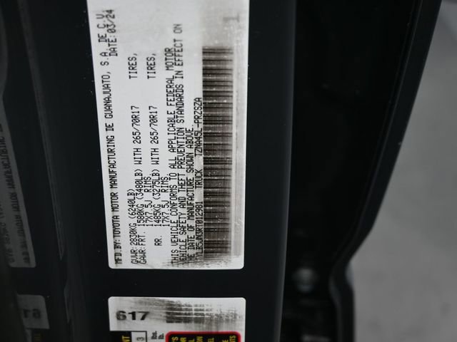 Used 2024 Toyota Tacoma TRD Off-Road image 20