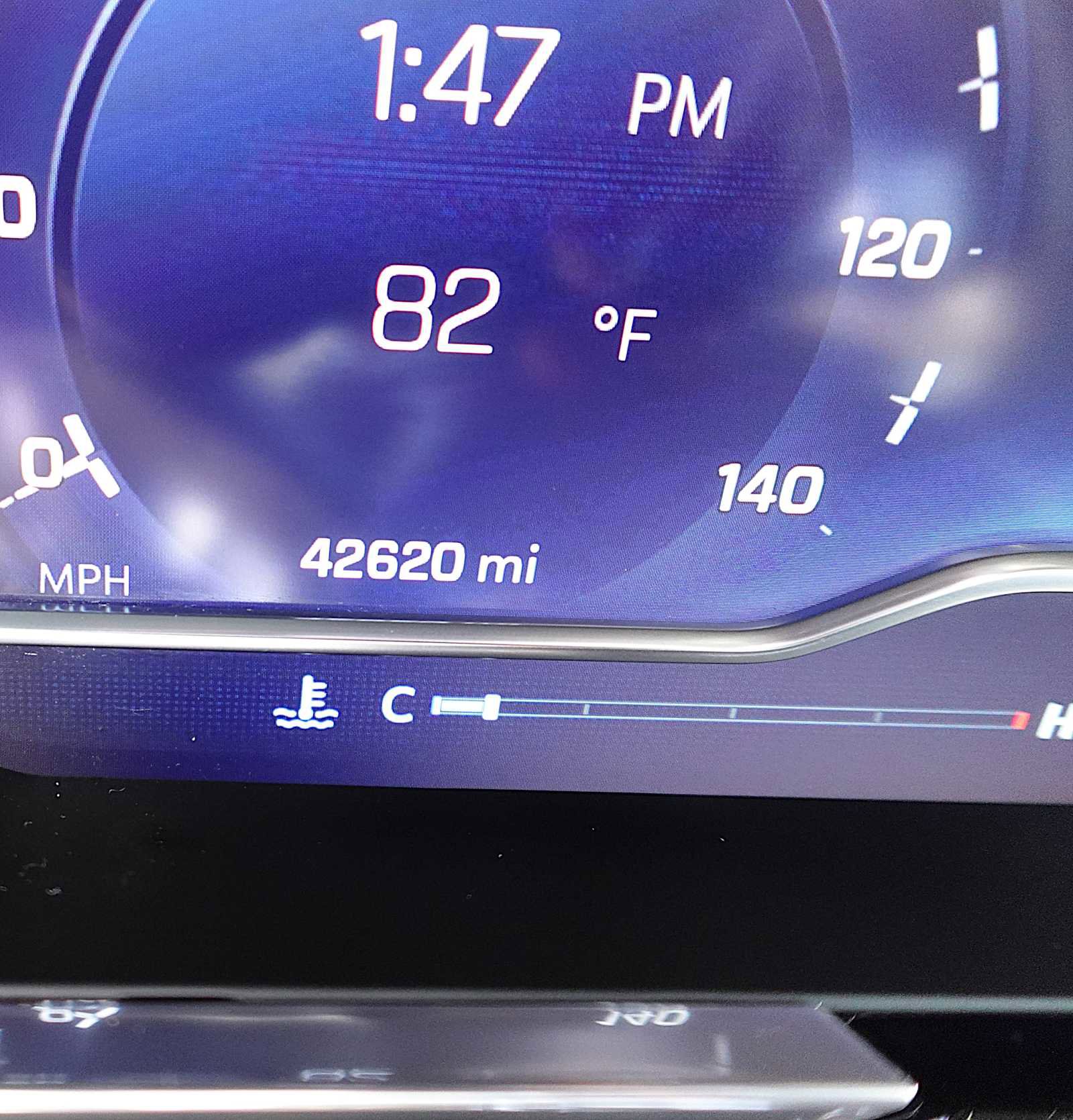 Used 2022 Chevrolet Silverado 1500 LT AWD/4WD image 19