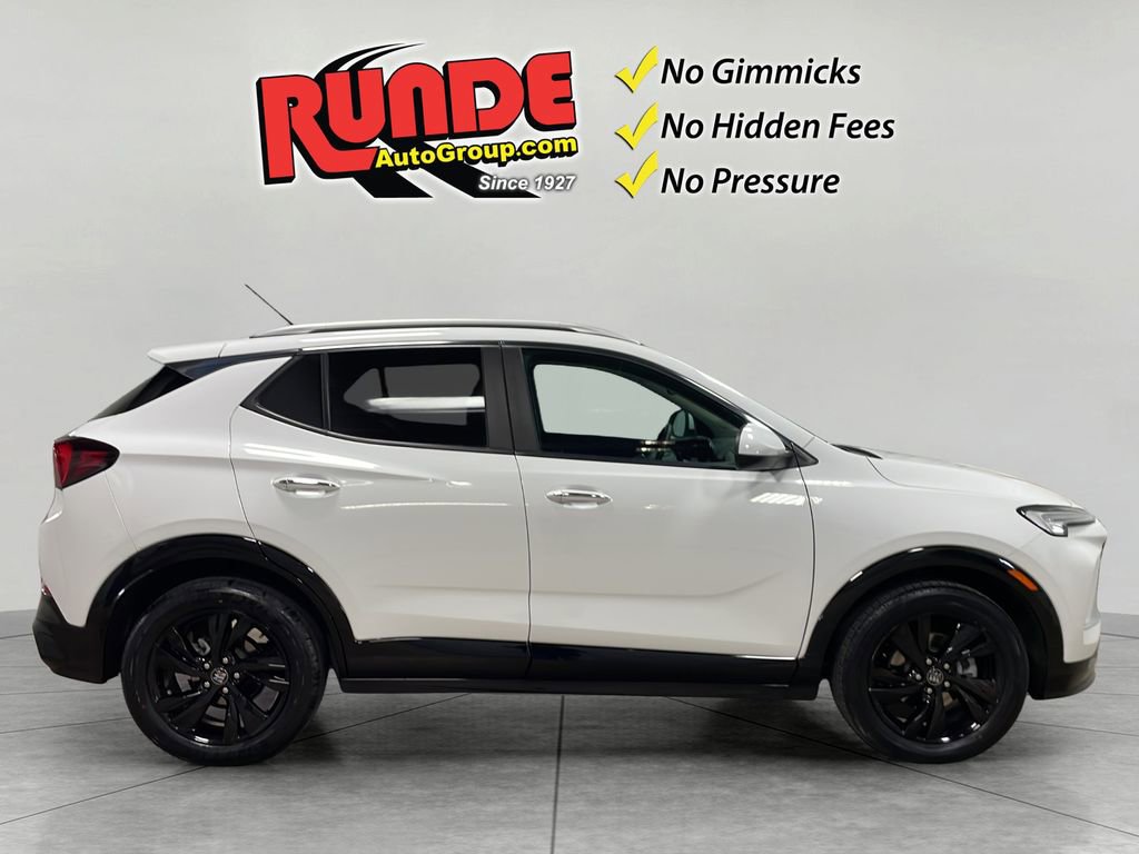 Used 2024 Buick Encore GX Sport Touring w/ Comfort Package image 7