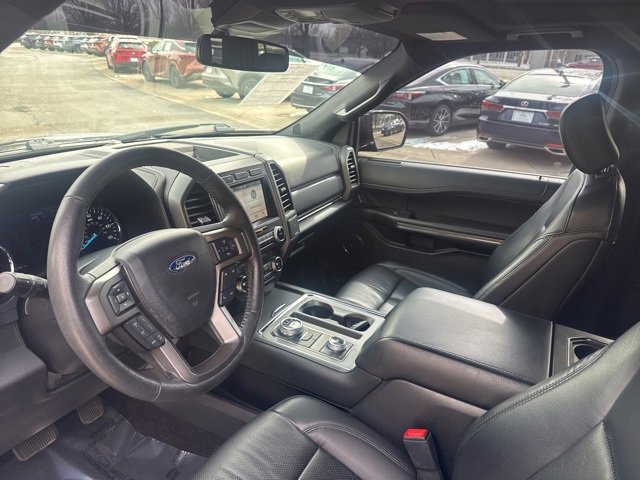 Used 2019 Ford Expedition XLT w/ Equipment Group 202A image 16