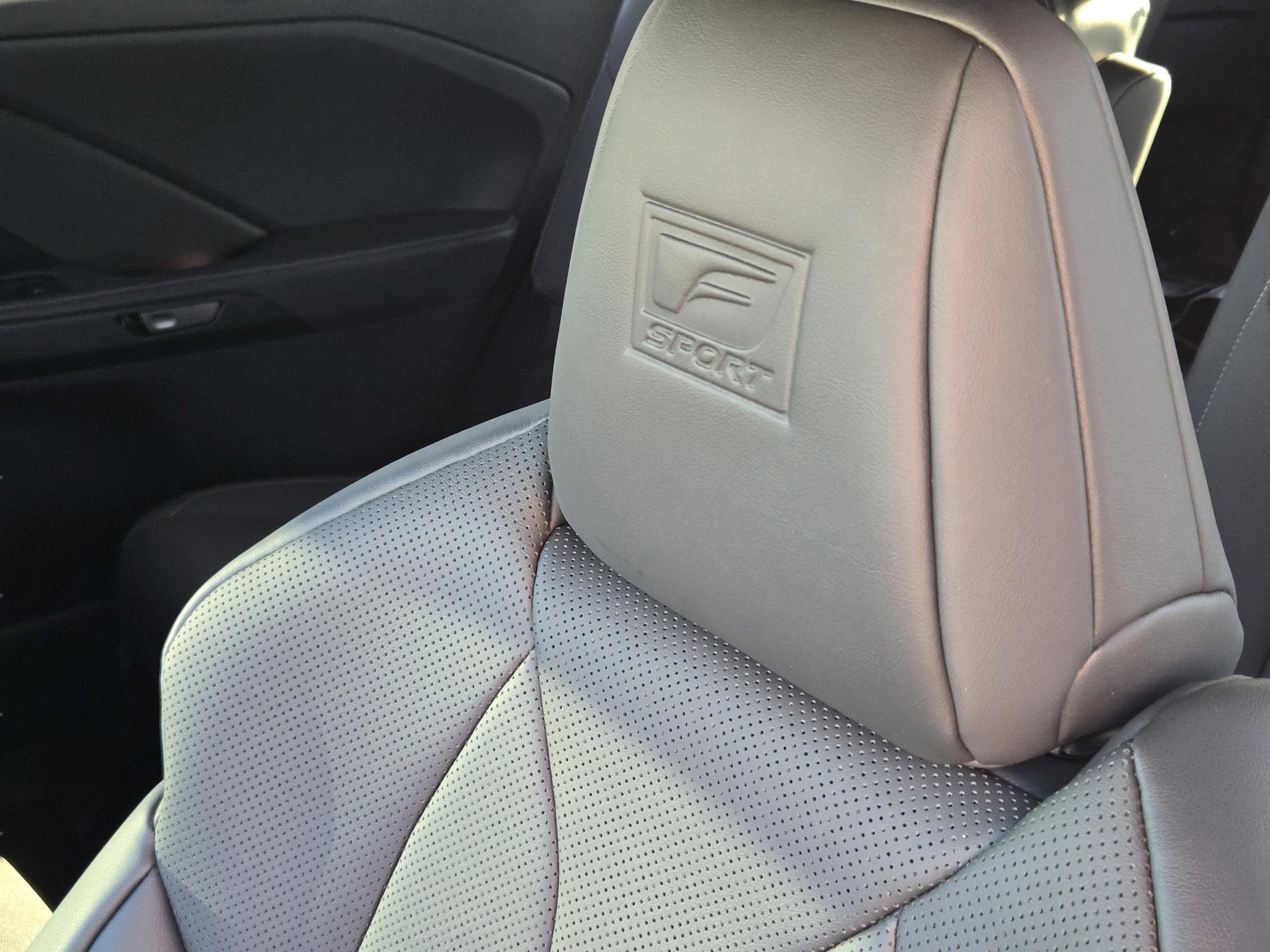 New 2026 Lexus TX 500h AWD image 17