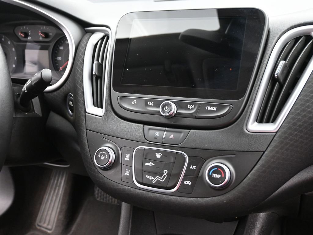 Used 2022 Chevrolet Malibu RS image 13