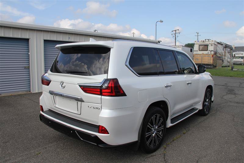 Used 2018 Lexus LX 570 4WD w/ Luxury Package image 5