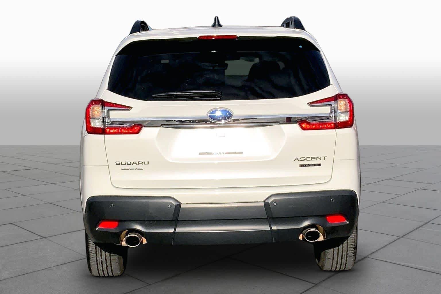 Used 2025 Subaru Ascent Touring AWD/4WD image 5