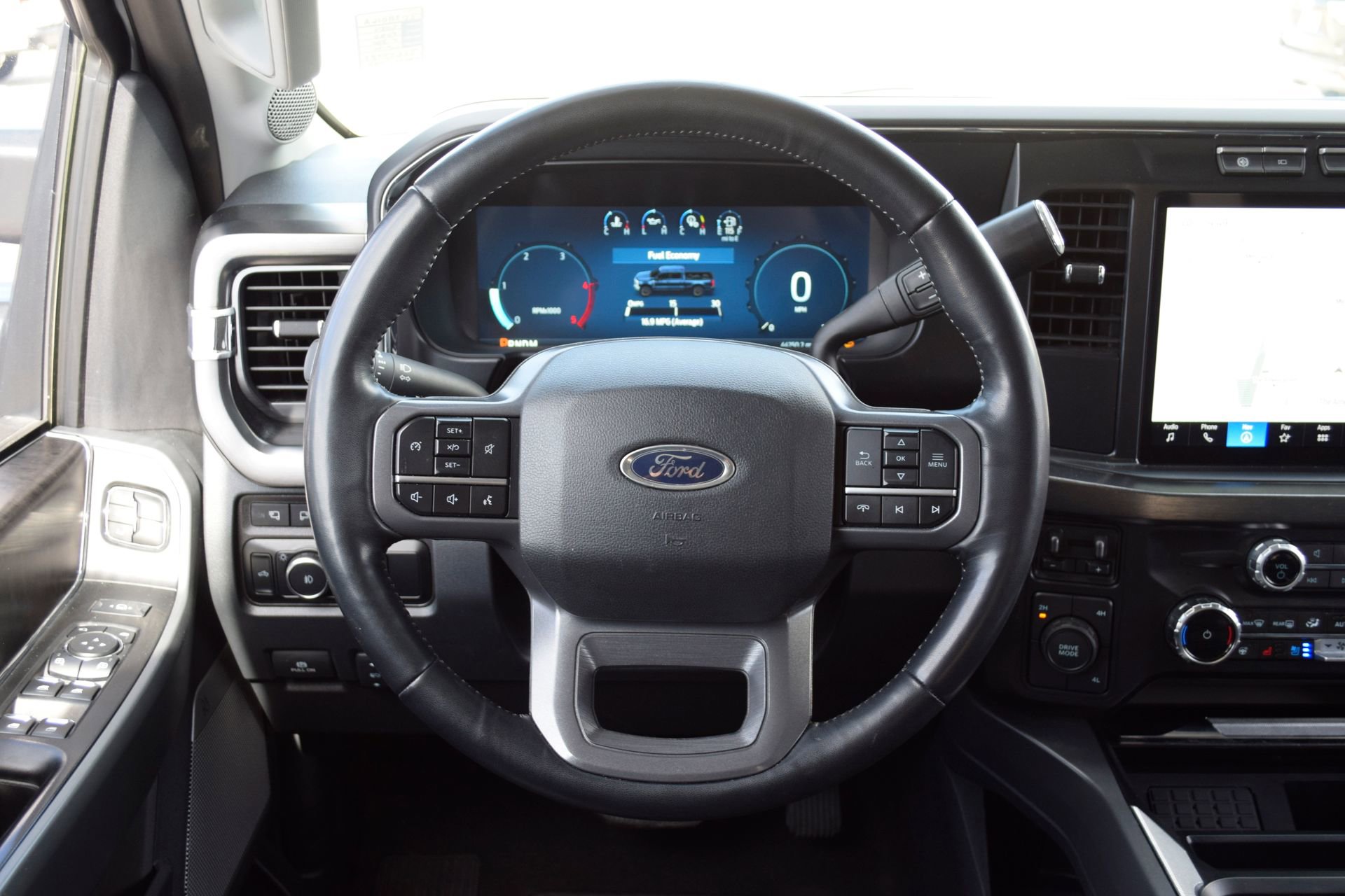 Used 2024 Ford F350 Lariat AWD/4WD image 7