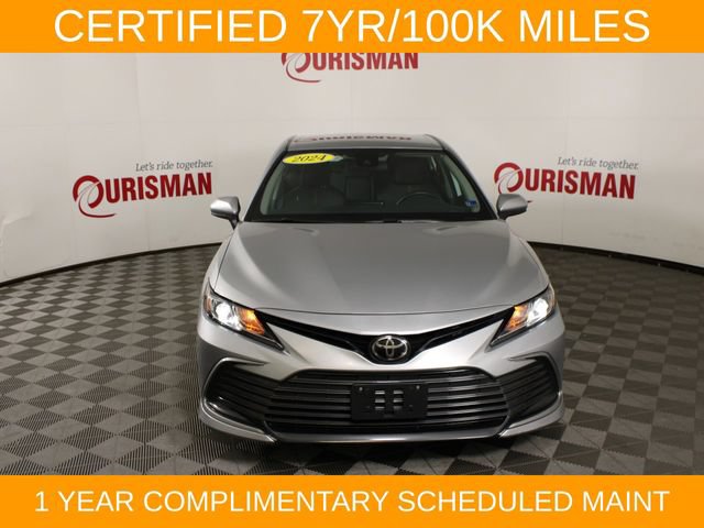 Used 2024 Toyota Camry LE FWD image 12