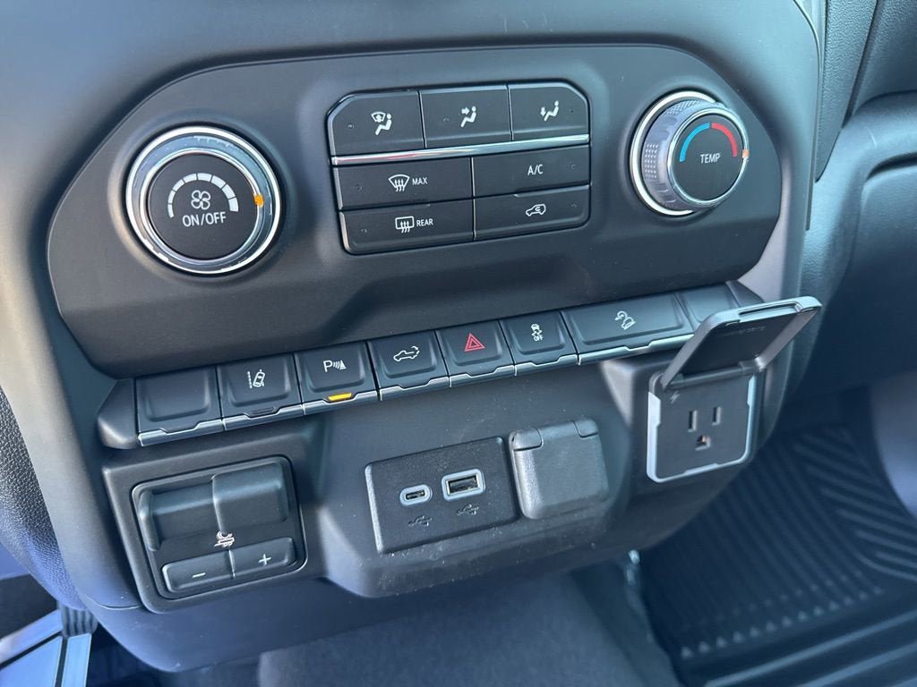 New 2026 Chevrolet Silverado 2500 Custom w/ Custom Value Package image 31