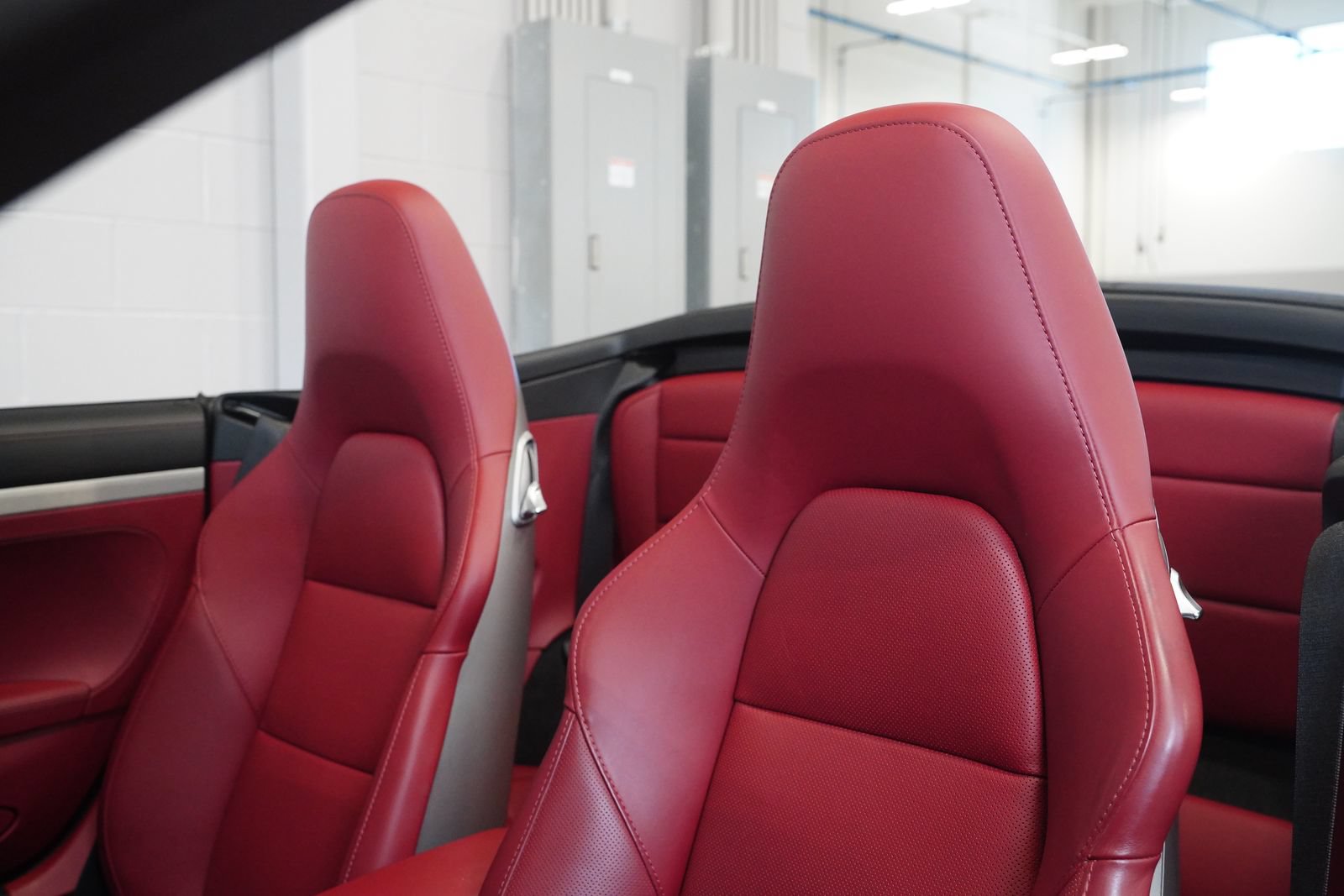 Used 2018 Porsche 911 Carrera GTS RWD image 15