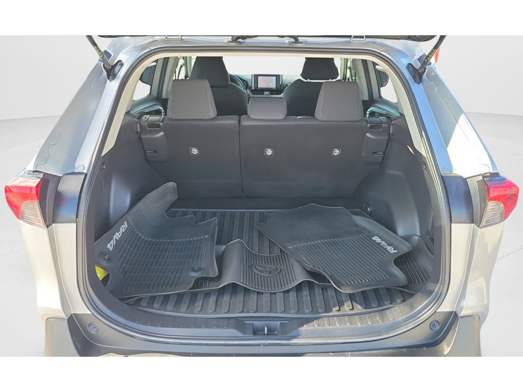 Certified 2020 Toyota RAV4 LE AWD/4WD image 9