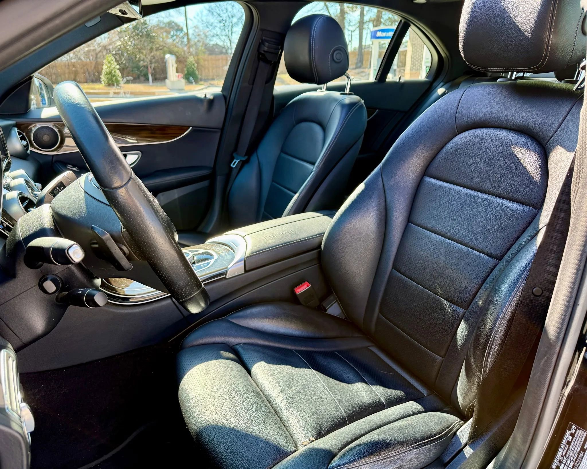 Used 2018 Mercedes-Benz C 300 Sedan w/ Premium Package image 10