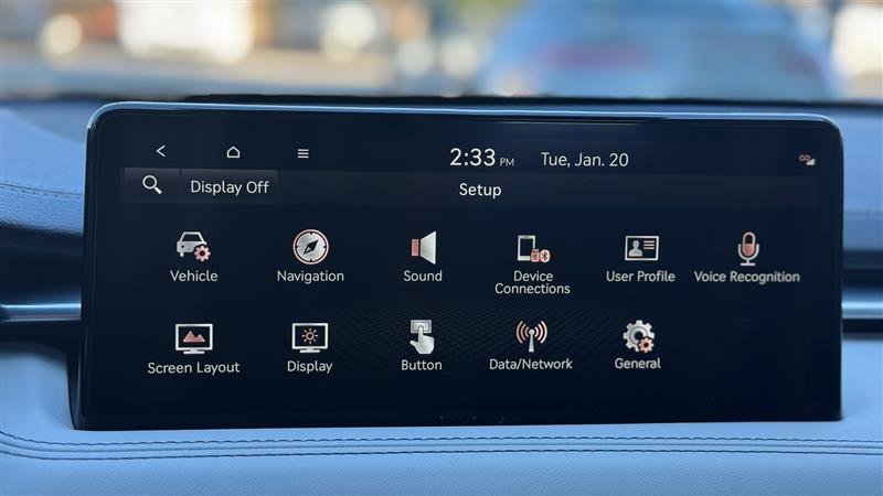 Used 2025 Genesis G70 2.5T image 34