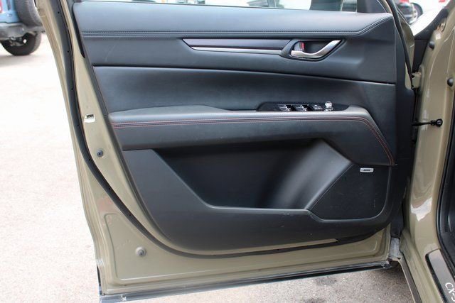 Used 2024 MAZDA CX-5 Carbon Edition image 10