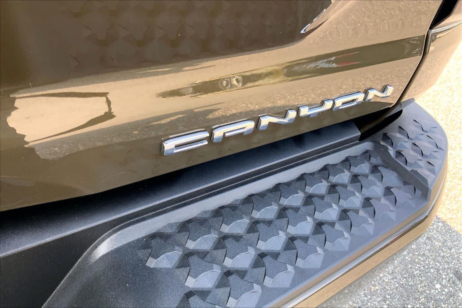 Certified 2023 GMC Canyon Denali AWD/4WD image 10