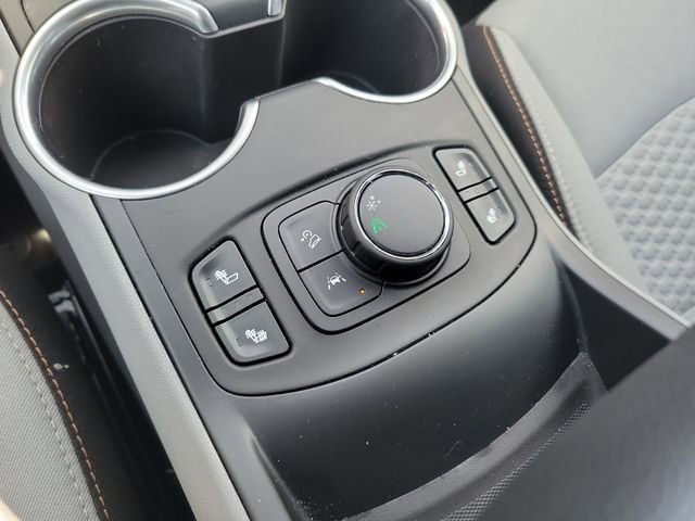 Used 2020 GMC Terrain SLE w/ Driver Convenience Package FWD image 25