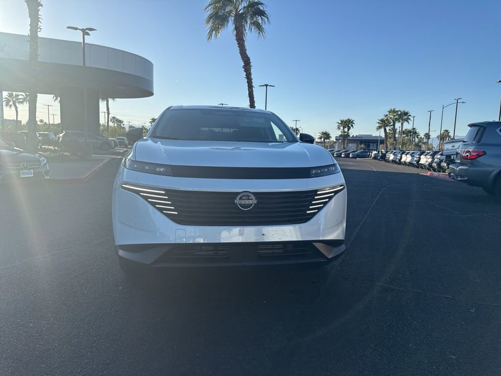 Used 2025 Nissan Murano SV image 2