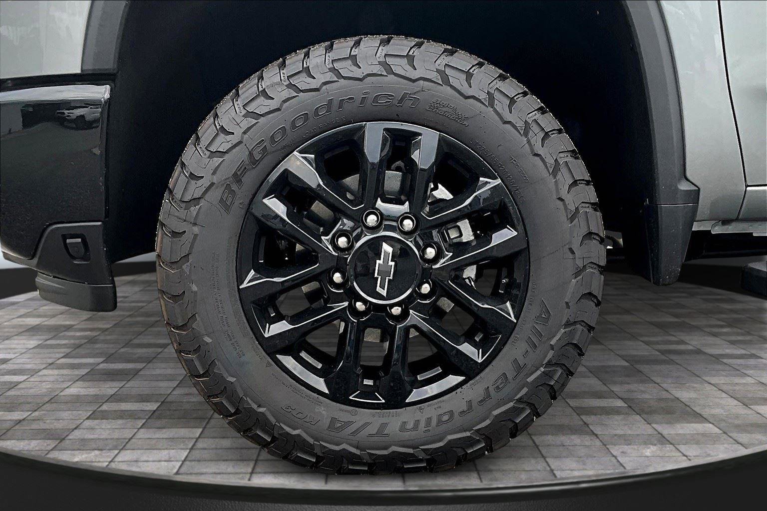 New 2025 Chevrolet Silverado 2500 LTZ w/ Trail Boss Package image 18