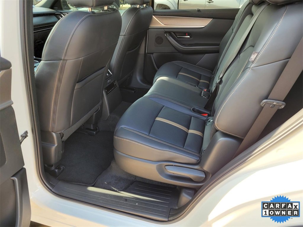 Used 2025 MAZDA CX-70 3.3 Turbo S w/ Premium Package image 12