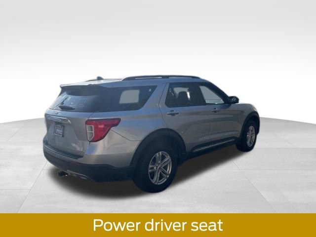 Certified 2022 Ford Explorer XLT w/ Equipment Group 202A image 10