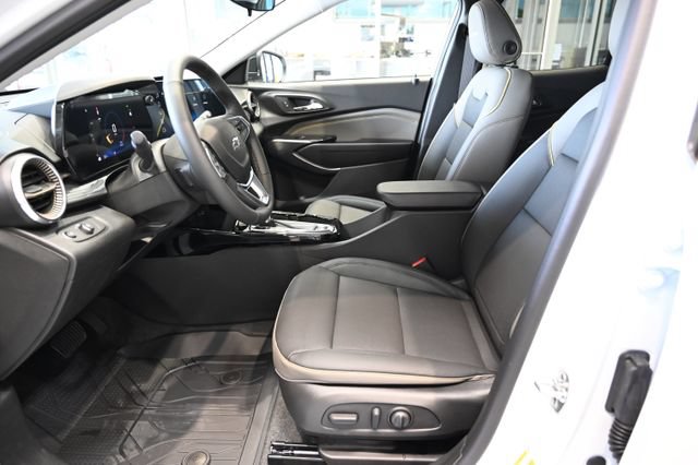 New 2026 Chevrolet Trax ACTIV w/ Driver Confidence Package FWD image 9