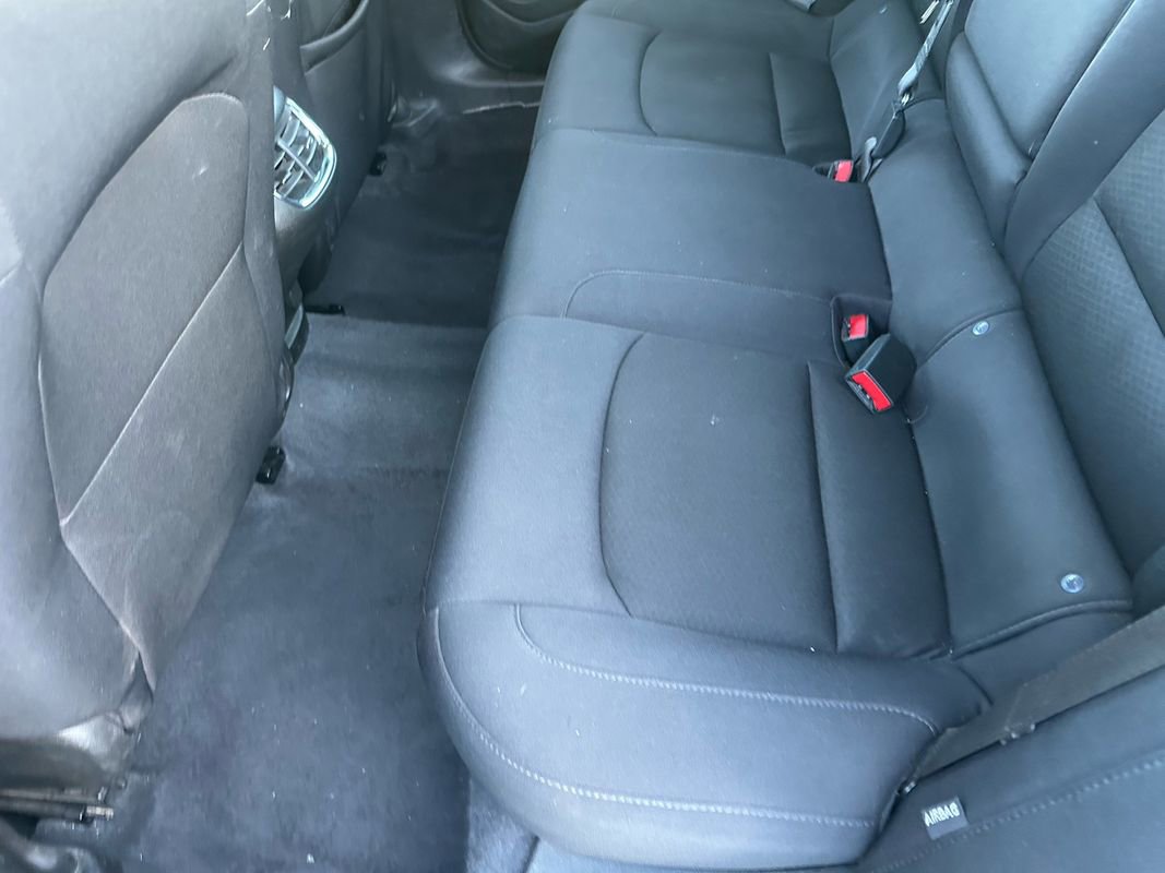 Used 2023 Chevrolet Malibu LT image 31