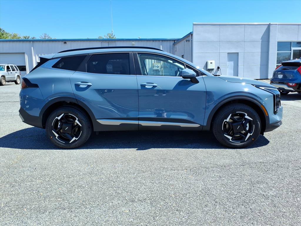 New 2026 Kia Sportage EX image 3