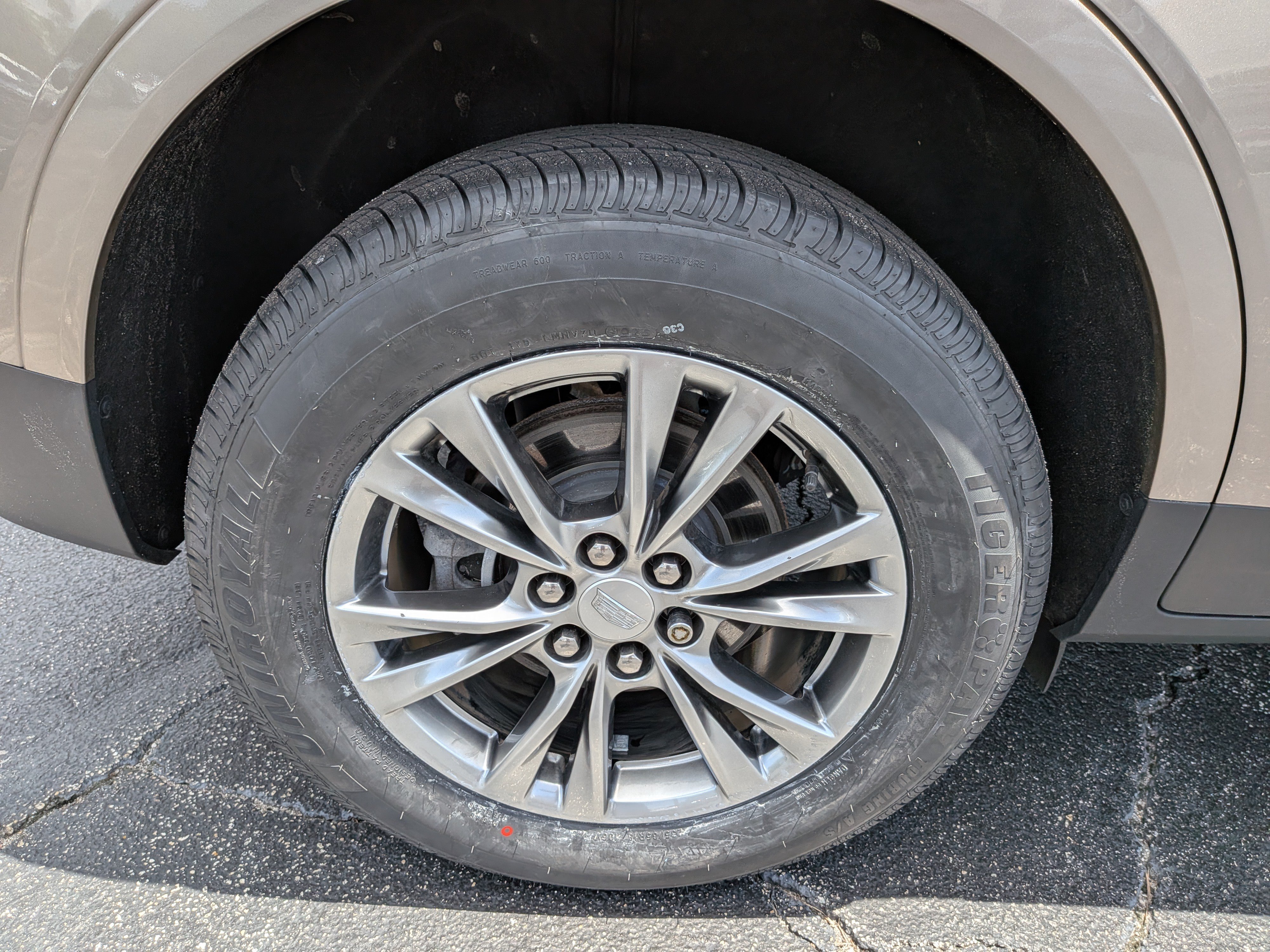 Certified 2023 Cadillac XT5 Premium Luxury FWD image 12