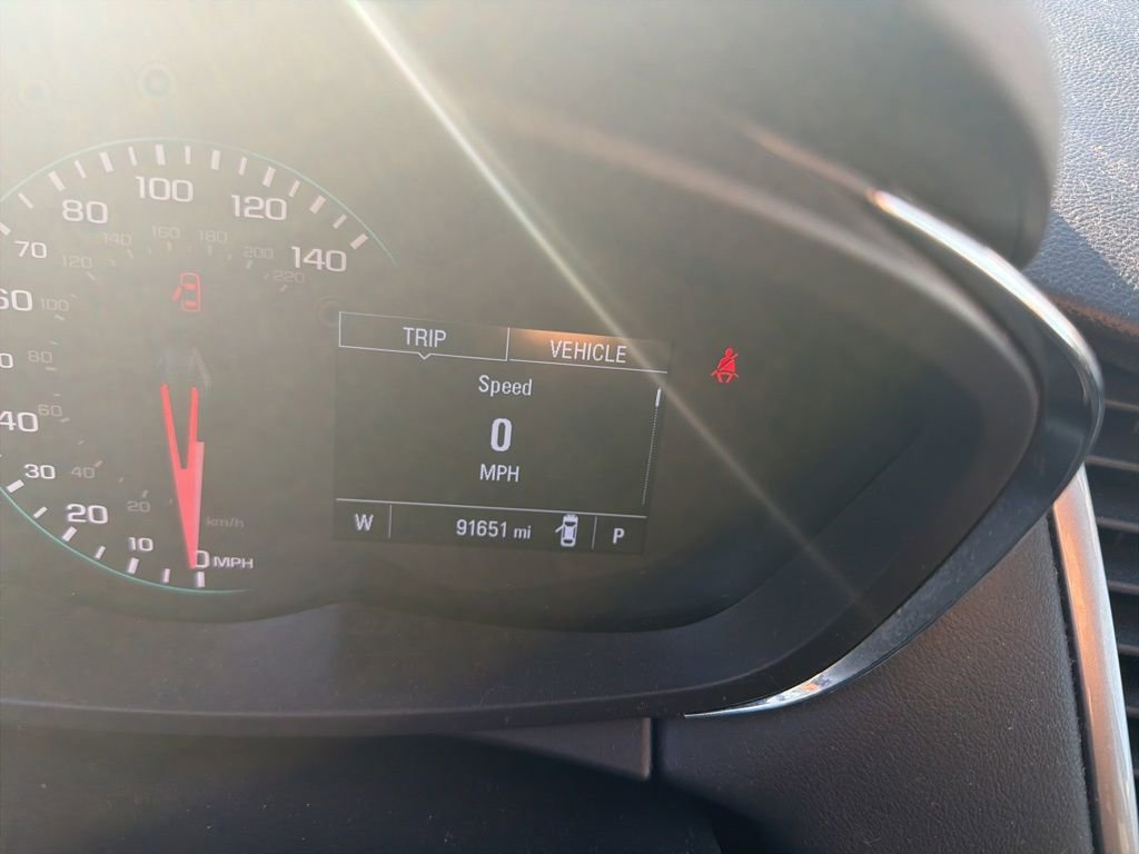 Used 2021 Chevrolet Trax LT w/ Sport Edition image 13