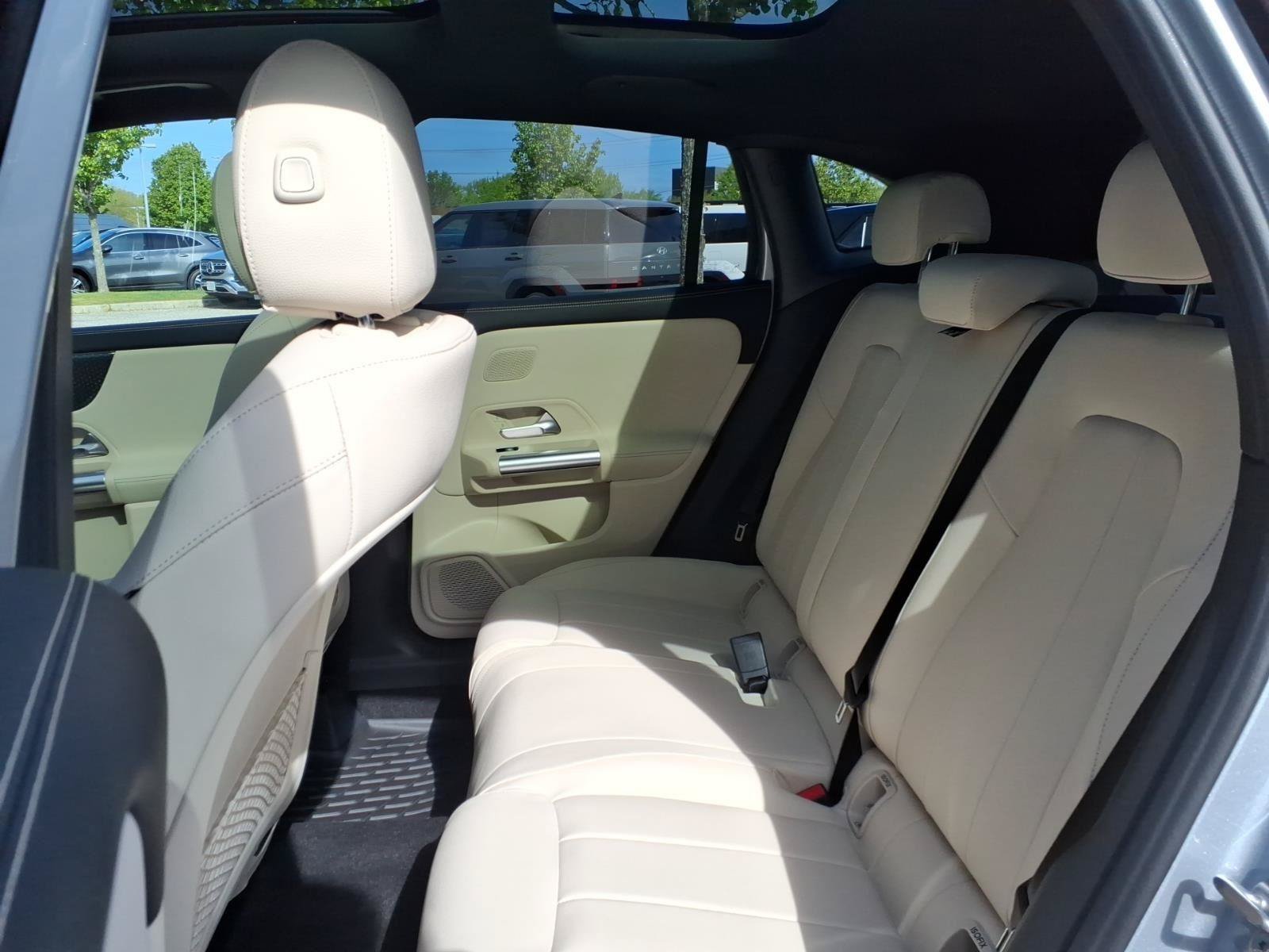 New 2026 Mercedes-Benz GLA 250 4MATIC image 15