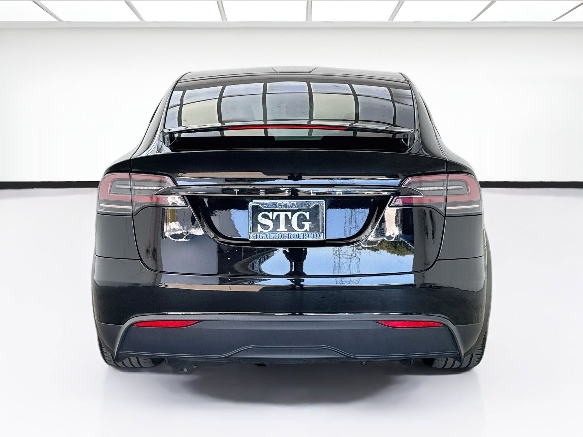Used 2024 Tesla Model X AWD/4WD image 5