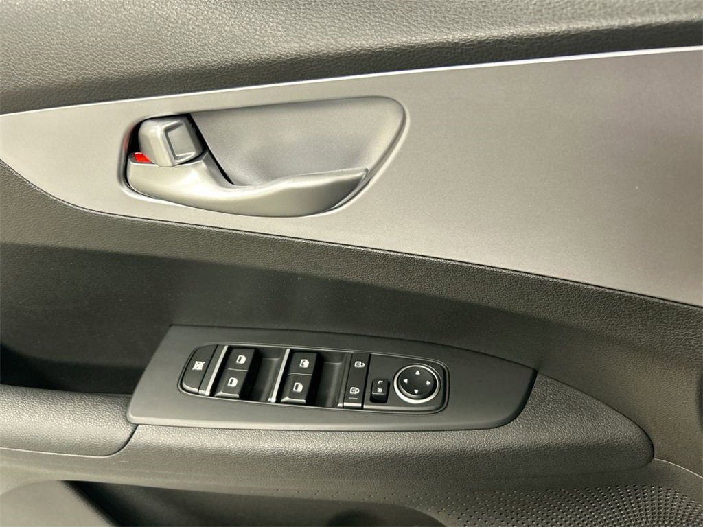 Certified 2024 Kia Forte LXS image 11