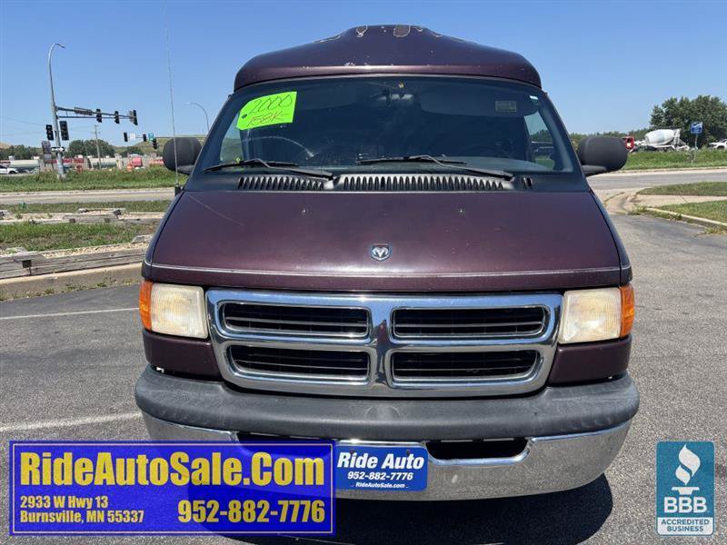 Used 2000 Dodge B1500 RWD image 2