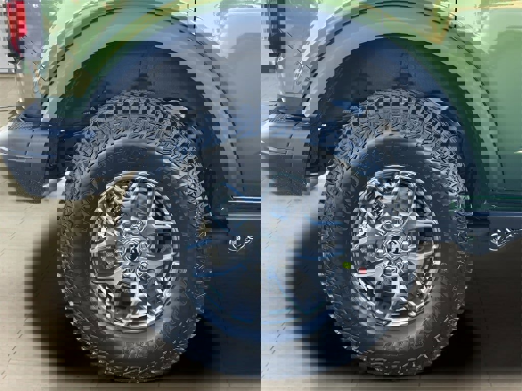 New 2025 Ford Bronco Badlands image 43