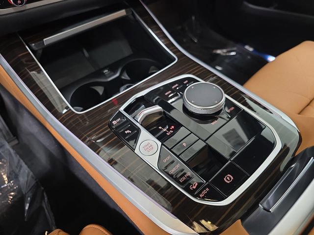 Certified 2026 BMW X5 xDrive40i w/ Climate Comfort Package image 22