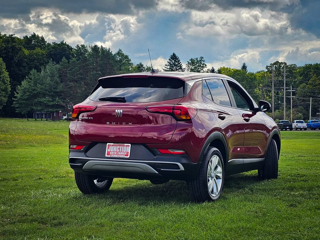 Used 2024 Buick Encore GX Preferred AWD/4WD image 4