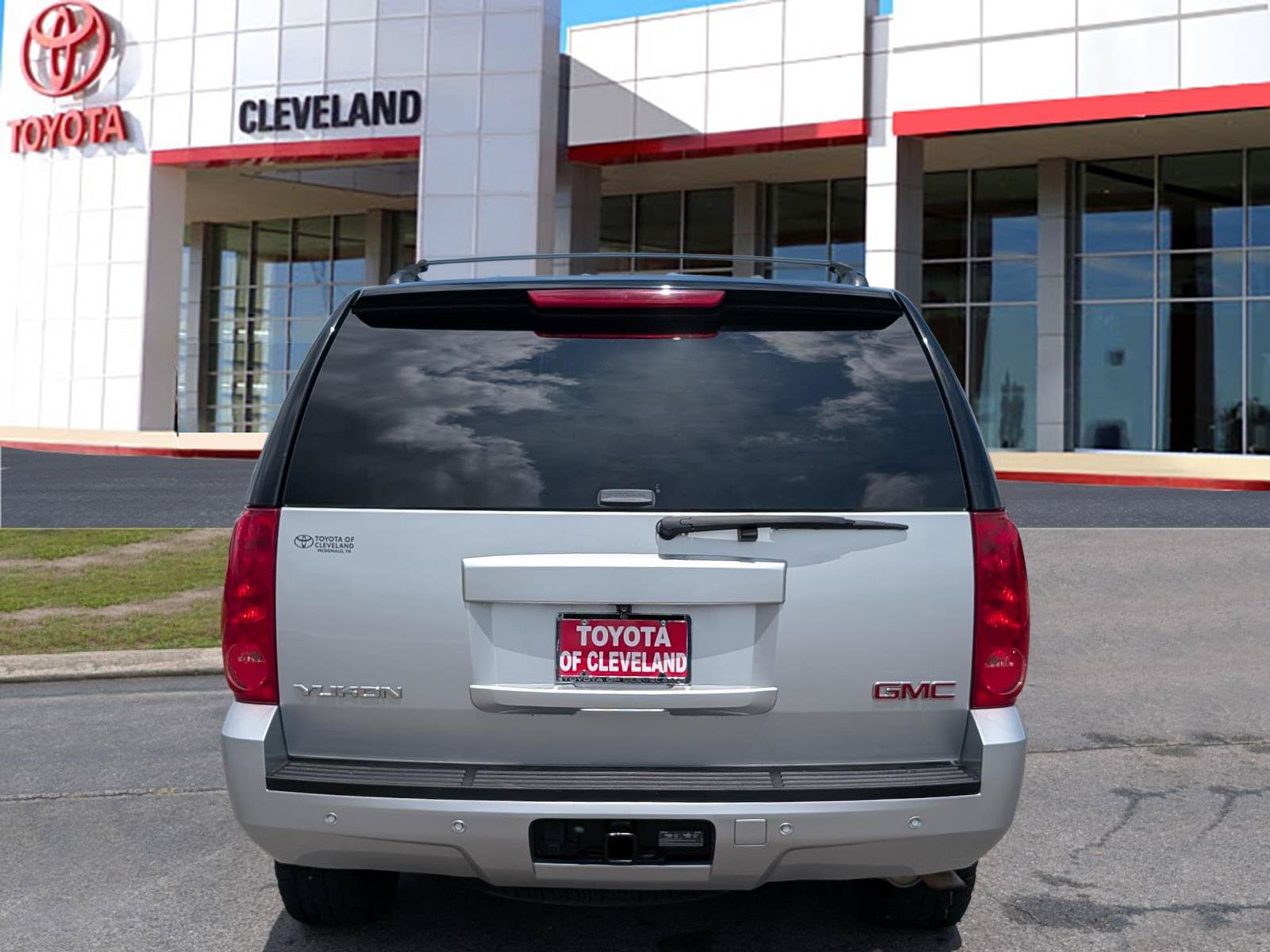 Used 2013 GMC Yukon SLT AWD/4WD image 6