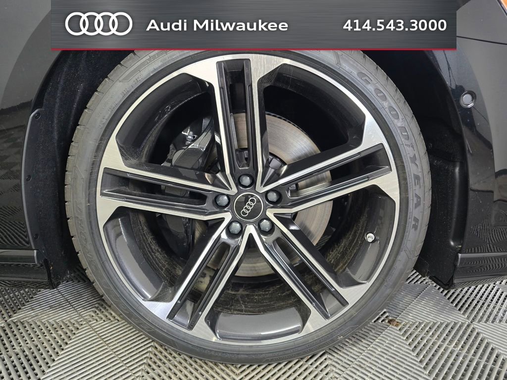 New 2026 Audi A8 L 3.0T image 2