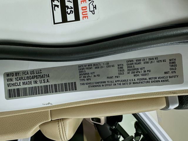 Used 2023 Jeep Grand Cherokee L Limited image 33