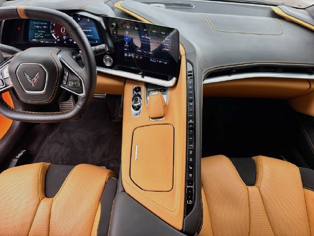 Used 2023 Chevrolet Corvette Stingray Premium Cpe w/ Z51 Performance Package RWD image 18