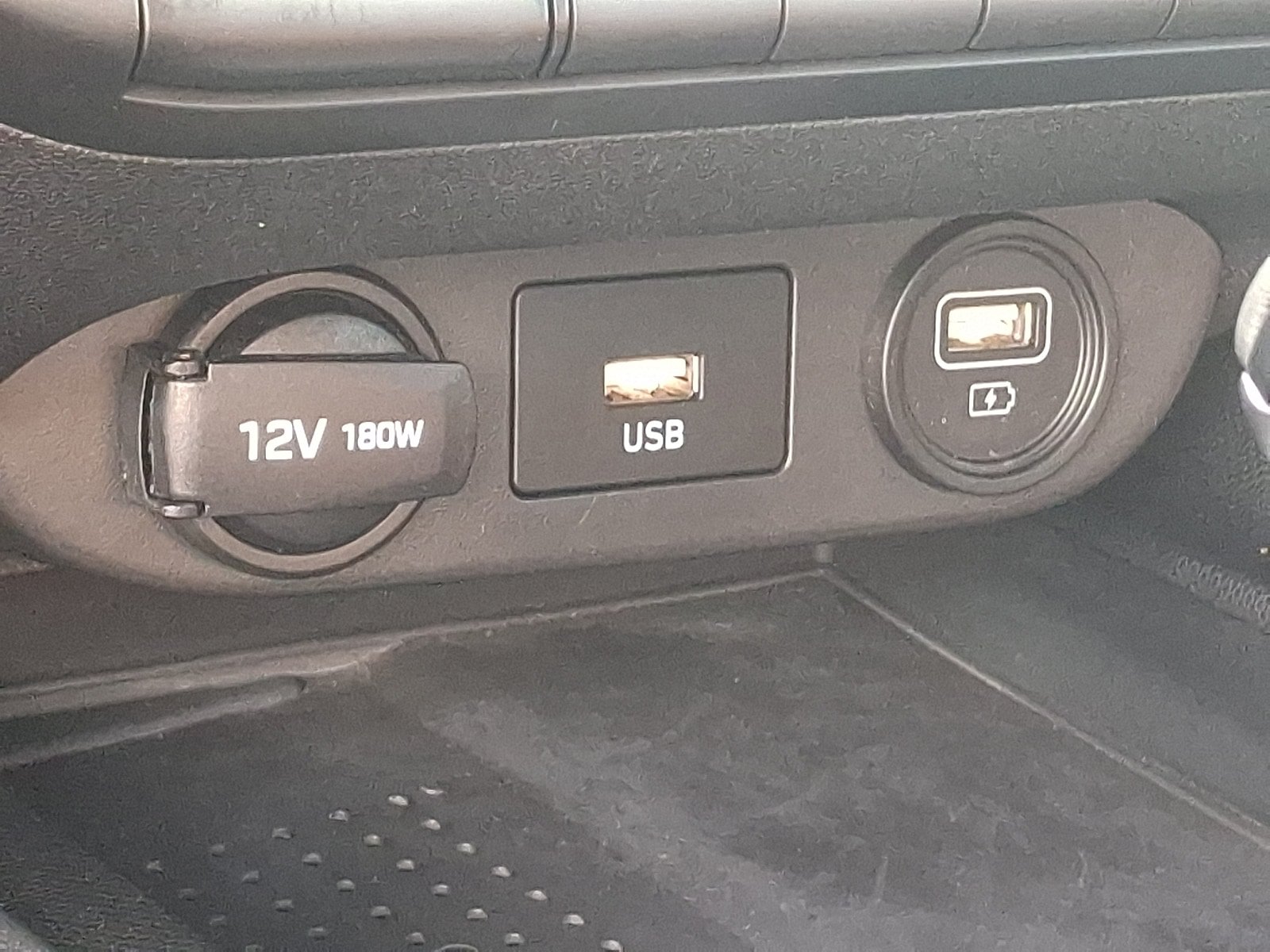 Used 2023 Hyundai Elantra SEL w/ Convenience Package FWD image 25