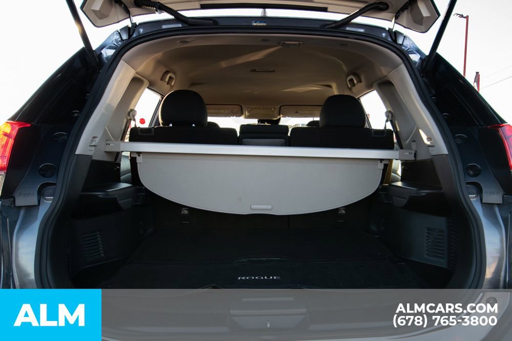 Used 2020 Nissan Rogue S image 10