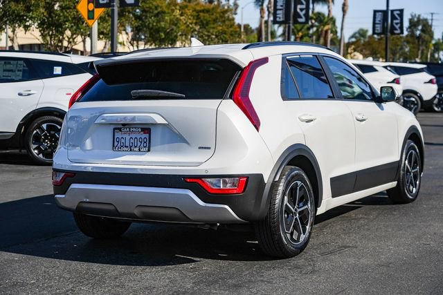 Certified 2023 Kia Niro EX FWD image 10