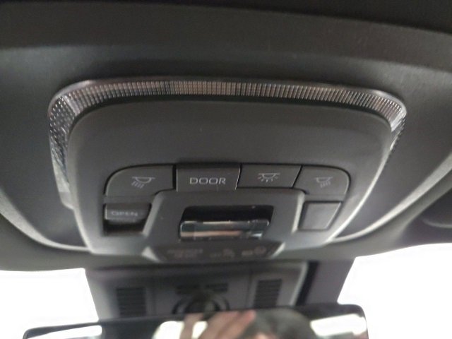 New 2026 Toyota Crown Signia image 24