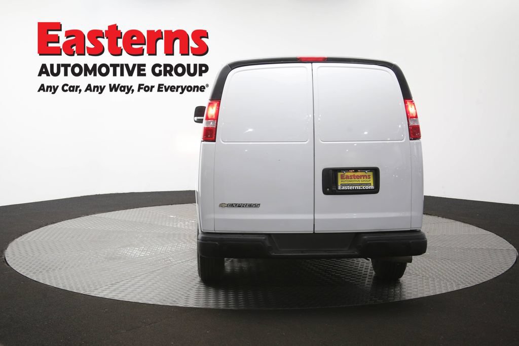 Used 2022 Chevrolet Express 2500 Extended w/ Driver Convenience Package RWD image 35