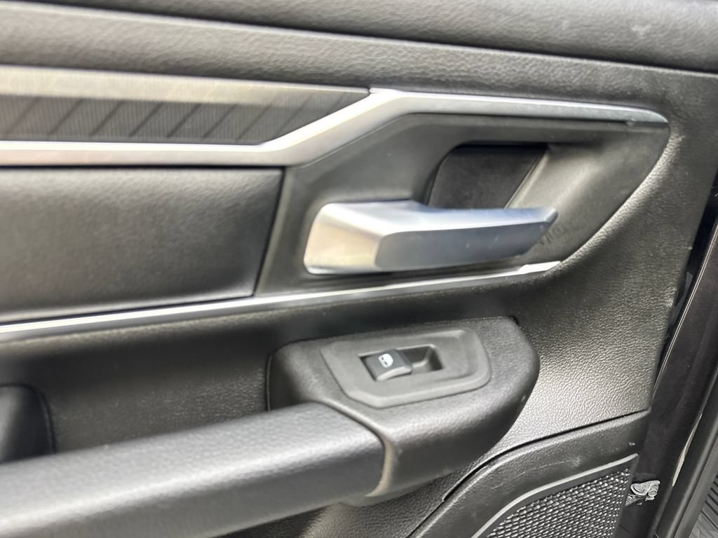 Used 2025 RAM 1500 Big Horn RWD image 40