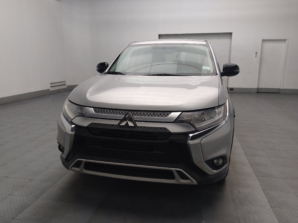 Used 2019 Mitsubishi Outlander SE image 15