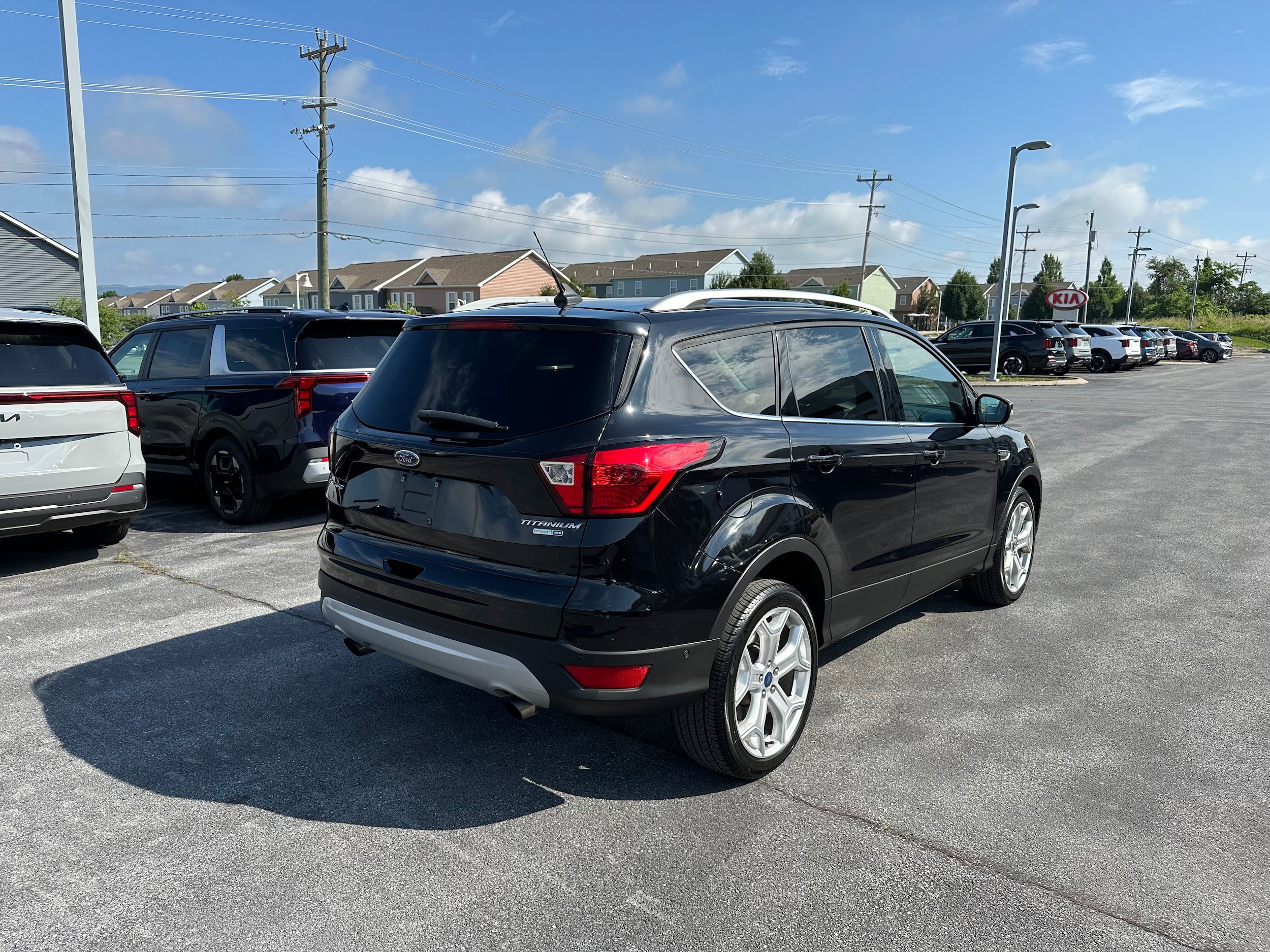 Used 2019 Ford Escape Titanium AWD/4WD image 5