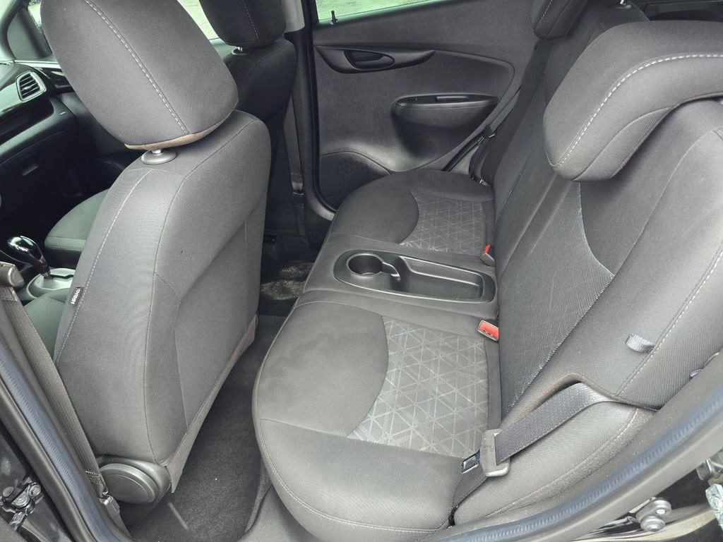 Used 2021 Chevrolet Spark LT FWD image 27