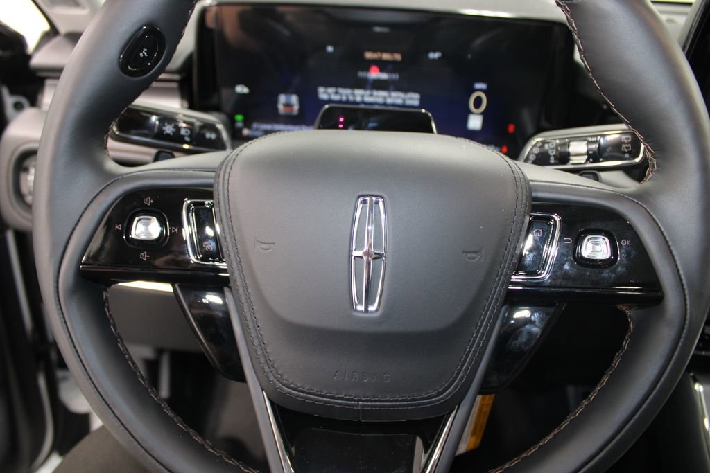 New 2026 Lincoln Aviator AWD image 37